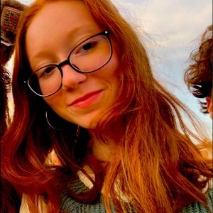 Meet your Posher, Cassie